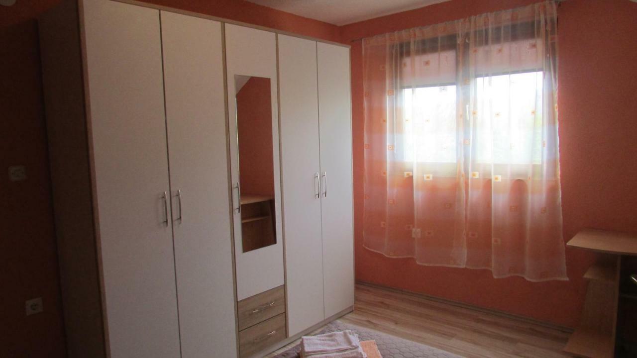 Apartman Franjicic Korenica Εξωτερικό φωτογραφία